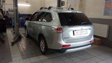 Mitsubishi Outlander 2014 года, 187 023 км - вид 4