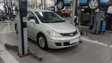 Nissan Tiida 2011 года, 177 158 км - вид 3