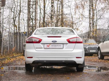 Ford Mondeo 2013 года, 187 496 км - вид 4