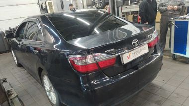 Toyota Camry 2015 года, 190 109 км - вид 4