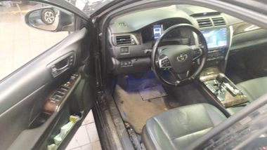 Toyota Camry 2015 года, 190 109 км - вид 5