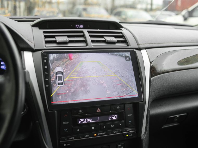 Toyota Camry 2015 года, 190 109 км - вид 10