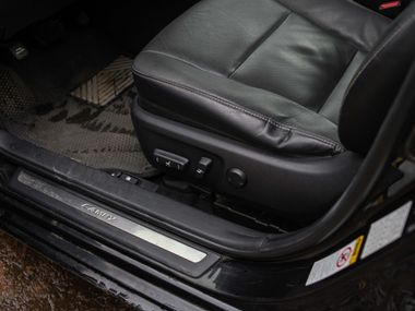 Toyota Camry 2015 года, 190 109 км - вид 15