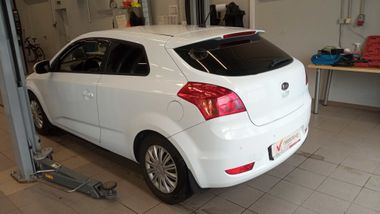 KIA Ceed 2011 года, 165 991 км - вид 4