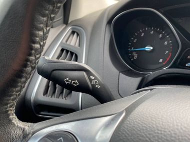 Ford Focus 2014 года, 202 870 км - вид 9