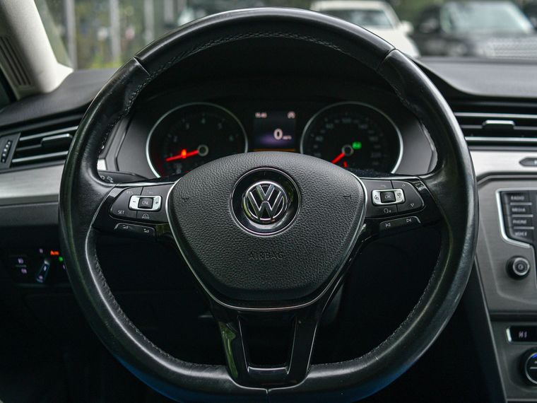 Volkswagen Passat 2016 года, 138 322 км - вид 6