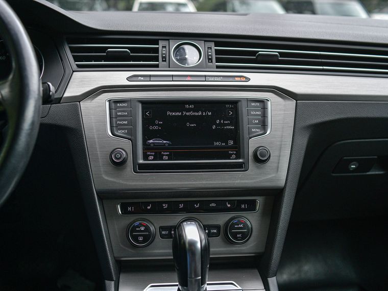 Volkswagen Passat 2016 года, 138 322 км - вид 7