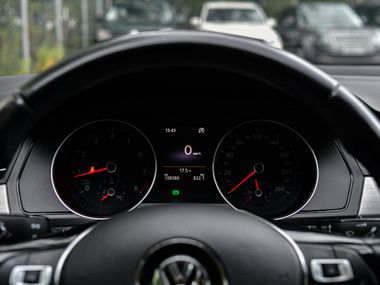 Volkswagen Passat 2016 года, 138 322 км - вид 5