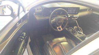 Kia K5 2021 года, 253 108 км - вид 6