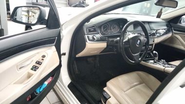 BMW 5 серия 2013 года, 204 080 км - вид 5