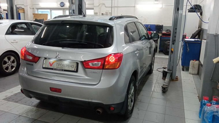 Mitsubishi ASX 2012 года, 207 262 км - вид 4