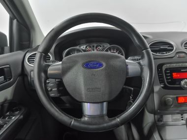 Ford Focus 2011 года, 250 000 км - вид 8