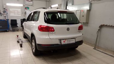 Volkswagen Tiguan 2013 года, 124 733 км - вид 4