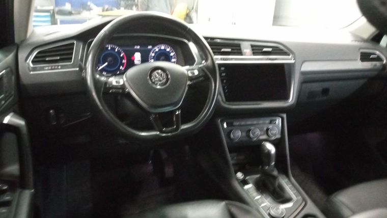 Volkswagen Tiguan 2017 года, 169 200 км - вид 5