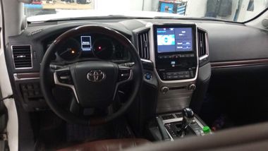 Toyota Land Cruiser 2016 года, 305 325 км - вид 5