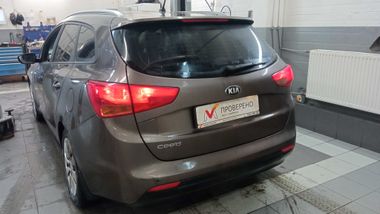 KIA Ceed 2015 года, 149 200 км - вид 5