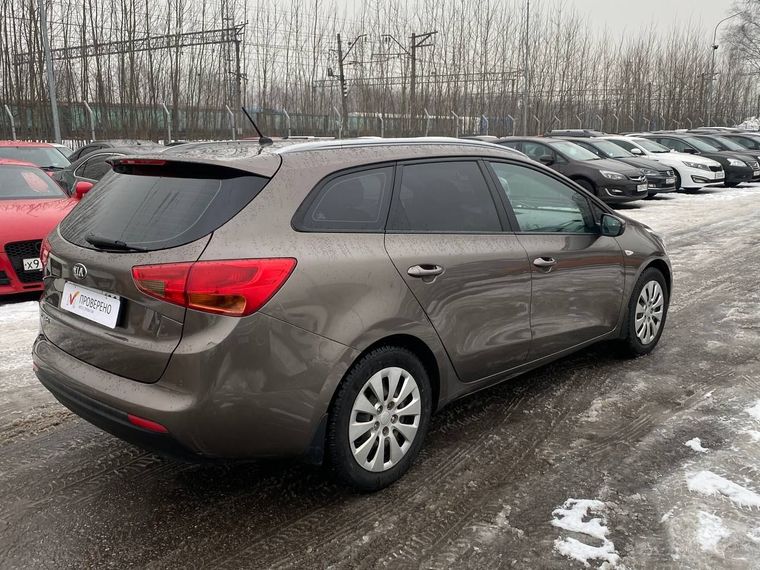 KIA Ceed 2015 года, 149 200 км - вид 4