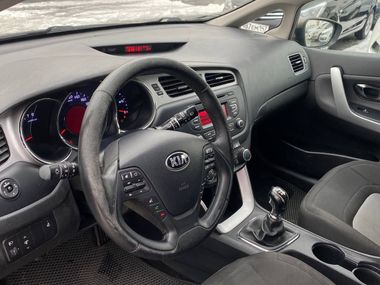 KIA Ceed 2015 года, 149 200 км - вид 10
