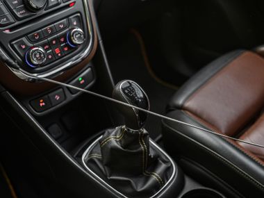 Opel Mokka 2013 года, 110 000 км - вид 8