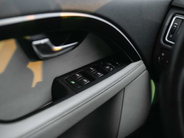 Volvo XC70 2012 года, 140 000 км - вид 9