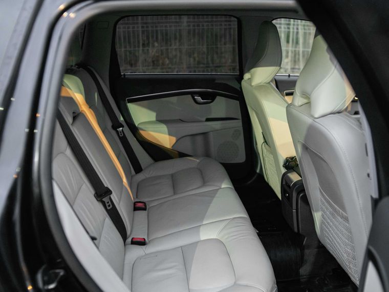 Volvo XC70 2012 года, 140 000 км - вид 10