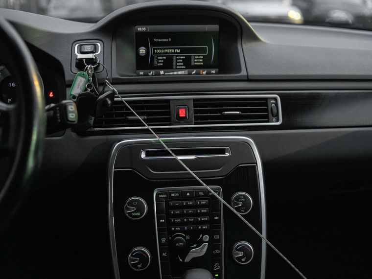 Volvo XC70 2012 года, 140 000 км - вид 7