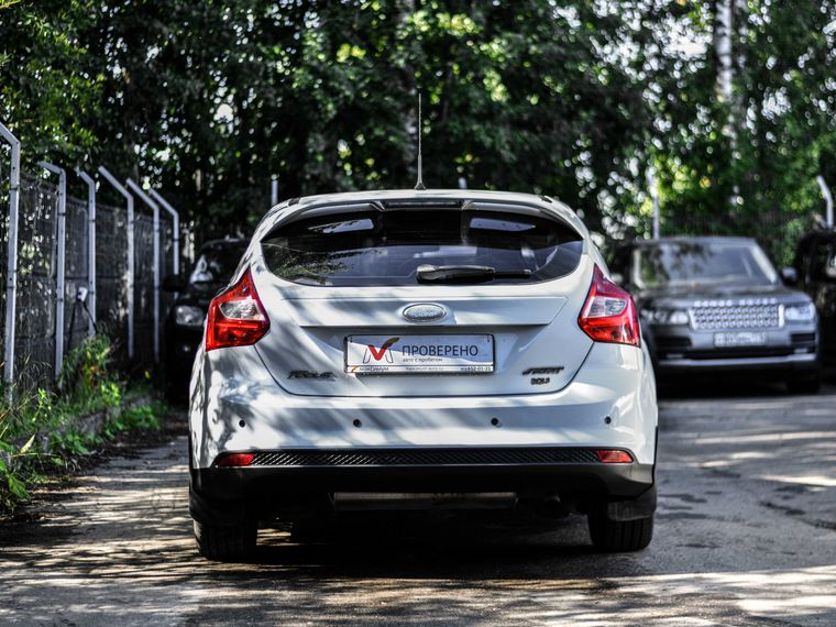 Ford Focus 2013 года, 123 821 км - вид 4