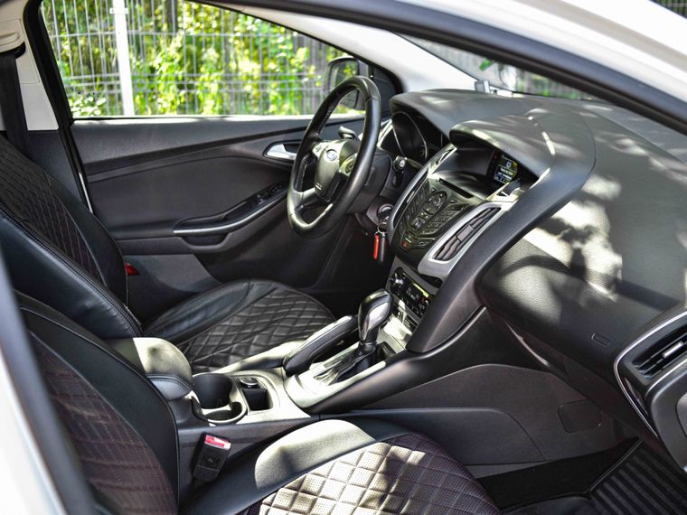 Ford Focus 2013 года, 123 821 км - вид 12