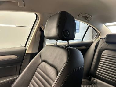 Volkswagen Passat 2018 года, 136 700 км - вид 17
