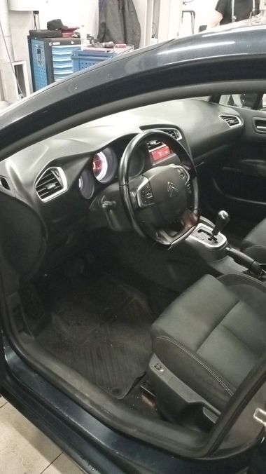 Citroen C4 2012 года, 105 329 км - вид 5