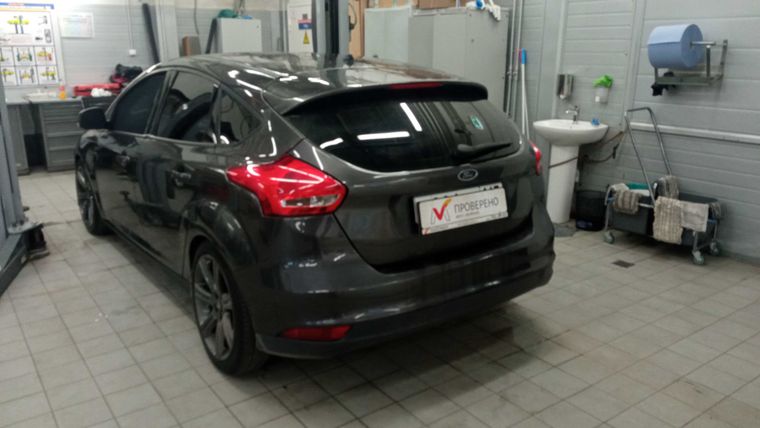 Ford Focus 2015 года, 241 268 км - вид 4