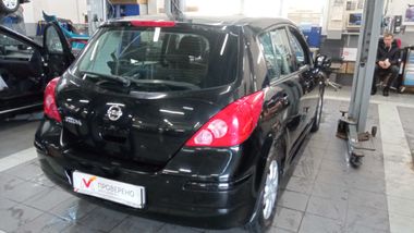 Nissan Tiida 2012 года, 89 000 км - вид 3