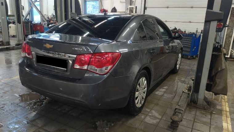 Chevrolet Cruze 2010 года, 128 939 км - вид 3