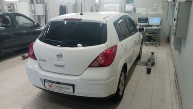 Nissan Tiida 2008 года, 234 238 км - вид 3