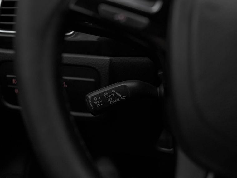 Volkswagen Touareg 2013 года, 301 066 км - вид 6