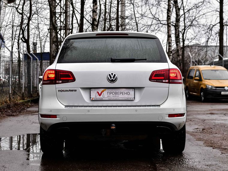 Volkswagen Touareg 2013 года, 301 066 км - вид 4