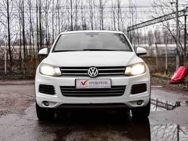 Volkswagen Touareg 2013 года, 301 066 км - вид 3