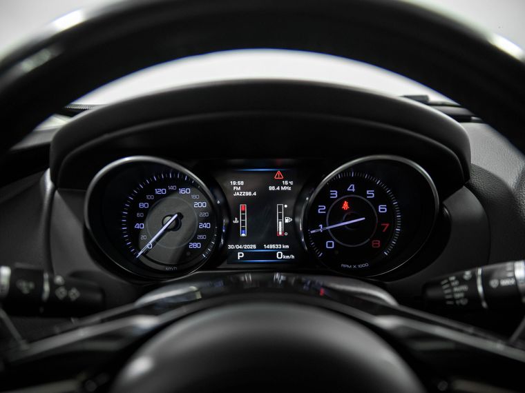 Jaguar XE 2015 года, 149 533 км - вид 7