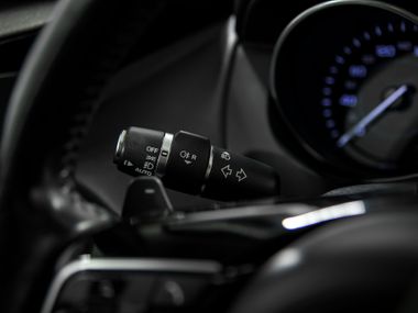 Jaguar XE 2015 года, 149 533 км - вид 8