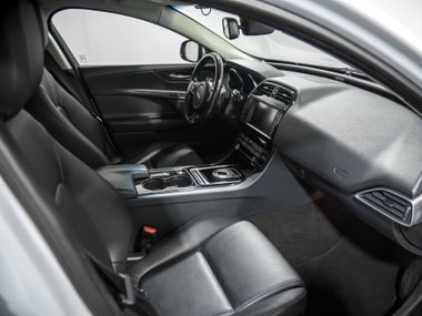 Jaguar XE 2015 года, 149 533 км - вид 17