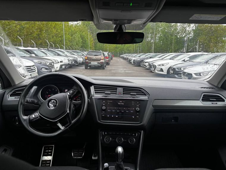 Volkswagen Tiguan 2018 года, 180 216 км - вид 7