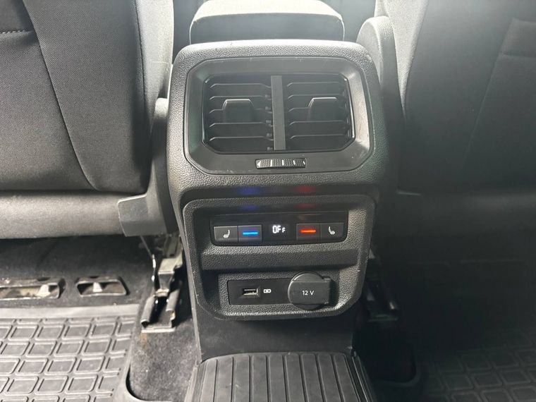 Volkswagen Tiguan 2018 года, 180 216 км - вид 17