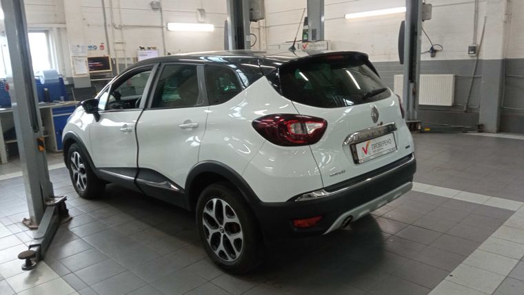 Renault Kaptur 2017 года, 131 886 км - вид 4