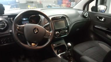 Renault Kaptur 2017 года, 131 886 км - вид 5