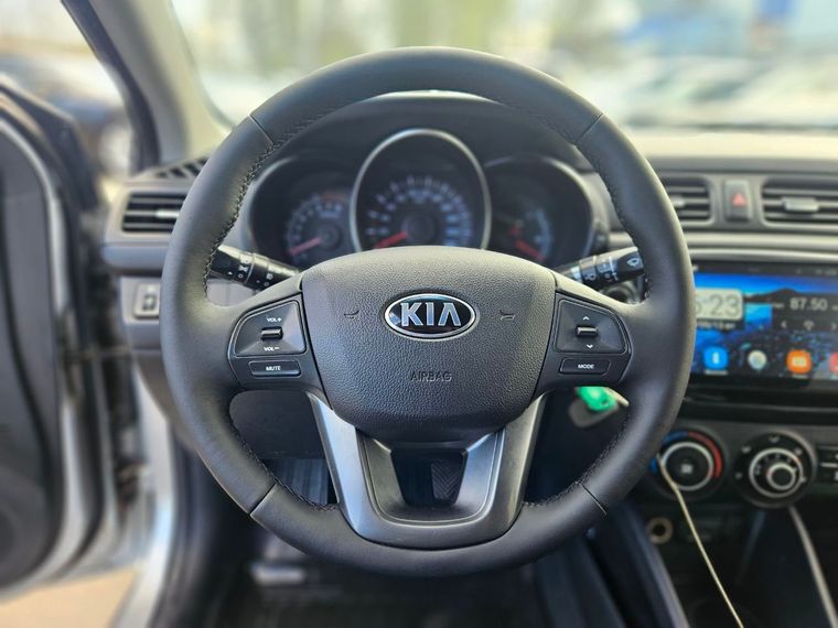 Kia Rio 2014 года, 171 384 км - вид 9