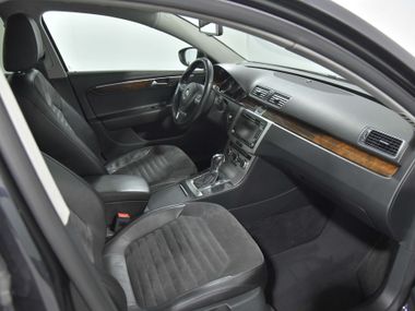 Volkswagen Passat 2012 года, 177 301 км - вид 15