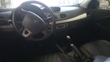 Renault Fluence 2013 года, 142 724 км - вид 5