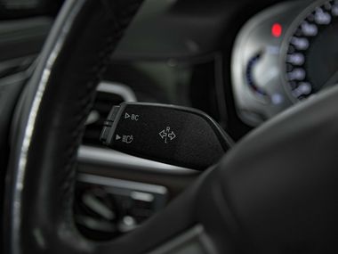 BMW 7 серия 2018 года, 148 010 км - вид 8