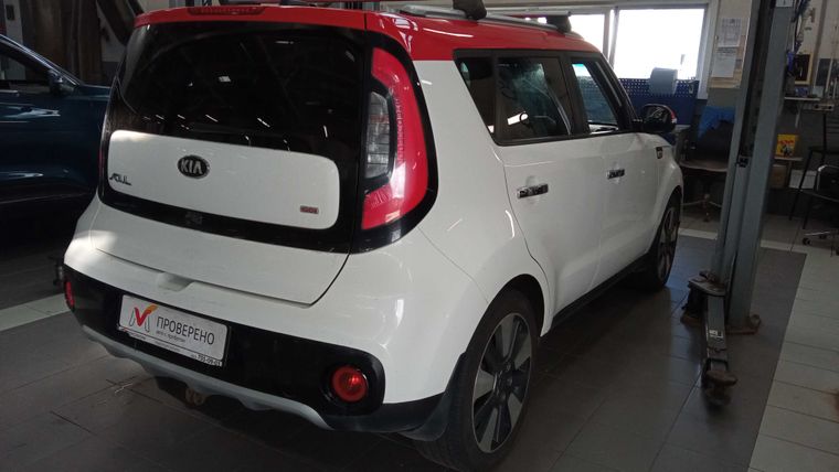 KIA Soul 2018 года, 129 574 км - вид 3