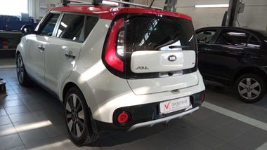 KIA Soul 2018 года, 129 574 км - вид 4